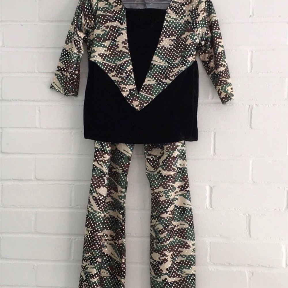 Girls Size M 6/8 Two-Piece Fancy Camoflauge Halloween Costume
